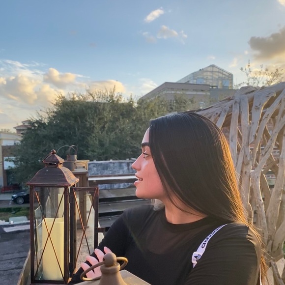 Meet your Posher, Amber - Picture 1 of 1